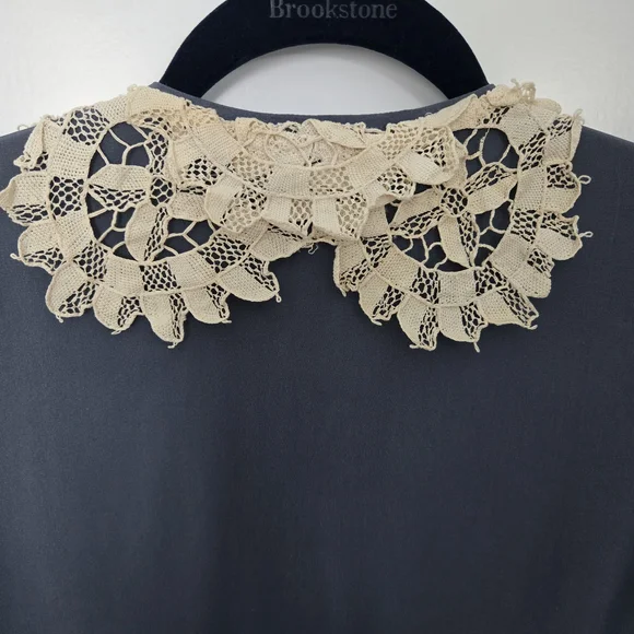 Vintage Preview Collection Blue/Grey Blouse with Cream Lace Collar 100% Silk - Picture 7 of 11